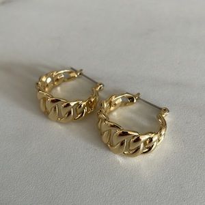 Gold Chainlink Hoops